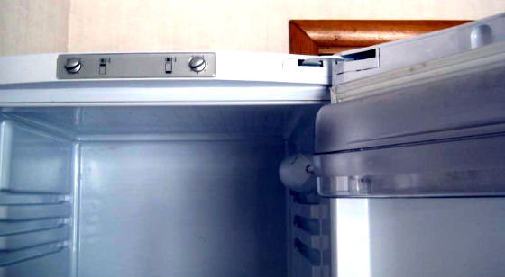 Перевесить двери холодильника в Лыткарино | Вызов мастера по холодильникам на дом